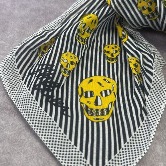 Alexander McQueen NWT Striped Skull Print Scarf - Picture 6 of 9